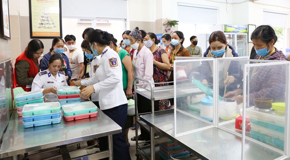 Phụ nữ Cảnh sát biển tổ chức nhiều hoạt động thiện nguyện 